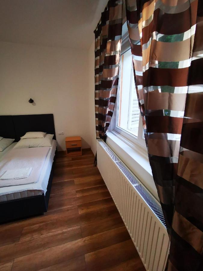 Mate Apartman Gyula Luaran gambar